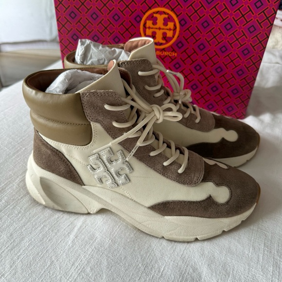 Tory Burch Good Luck Hiker - Picture 3 of 5